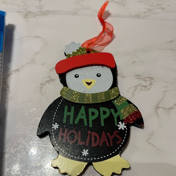 Bundle of 14 essentials - Picture 9 of 14